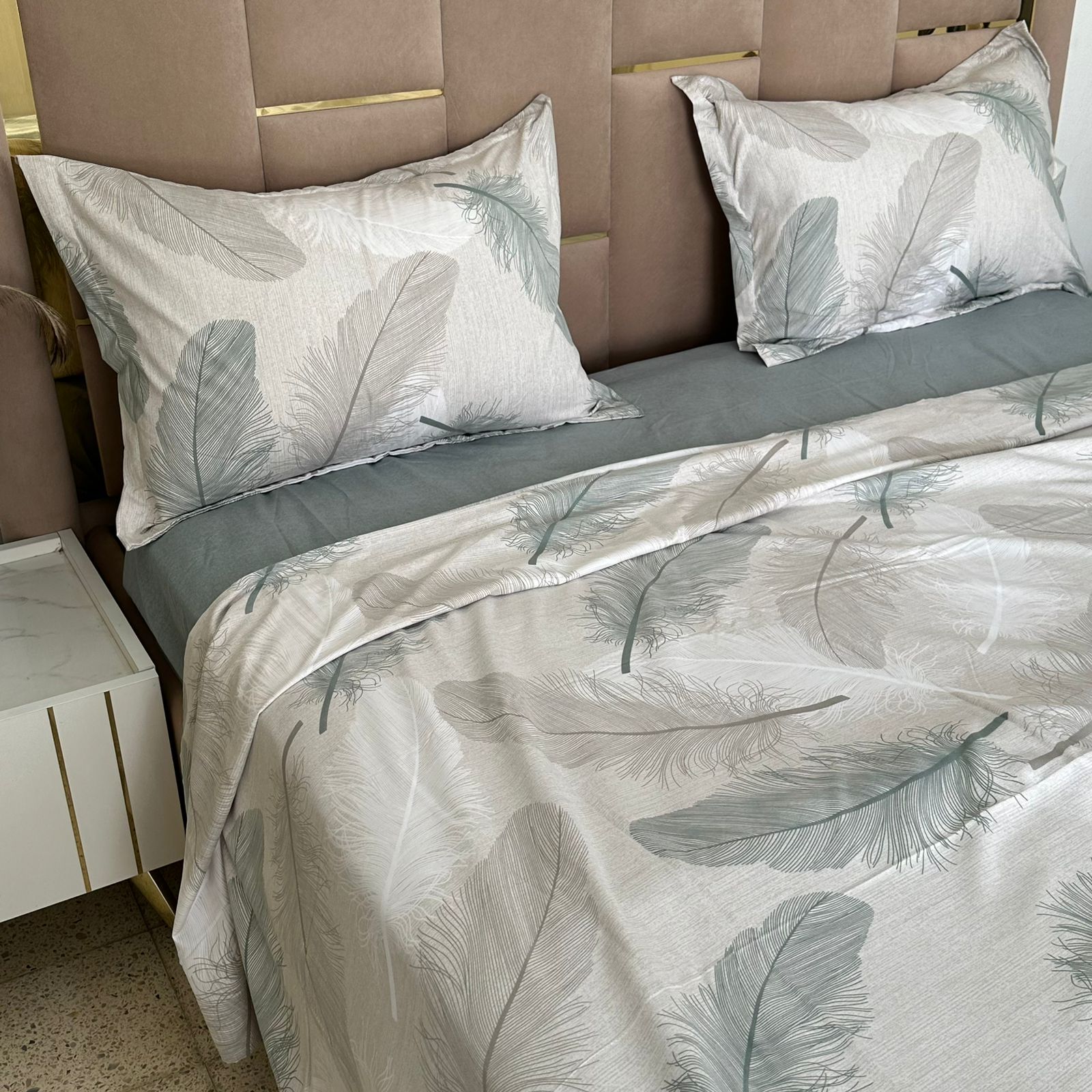 Parure de Lit 4 pièces en coton microfibre de qualité supérieure