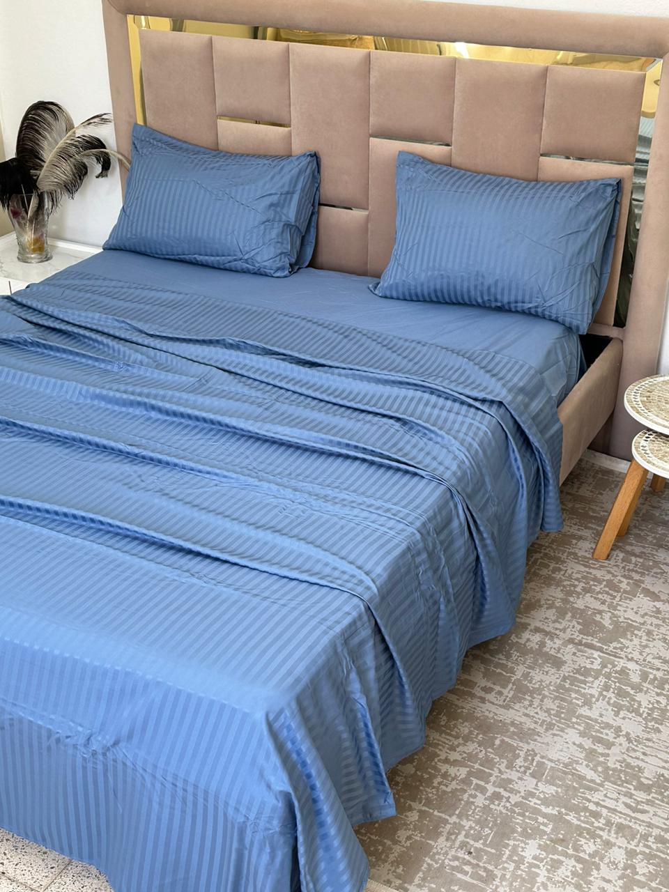 Parure de Lit 4 pièces en coton microfibre de qualité supérieure