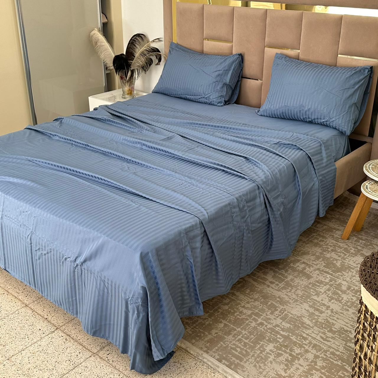 Parure de Lit 4 pièces en coton microfibre de qualité supérieure