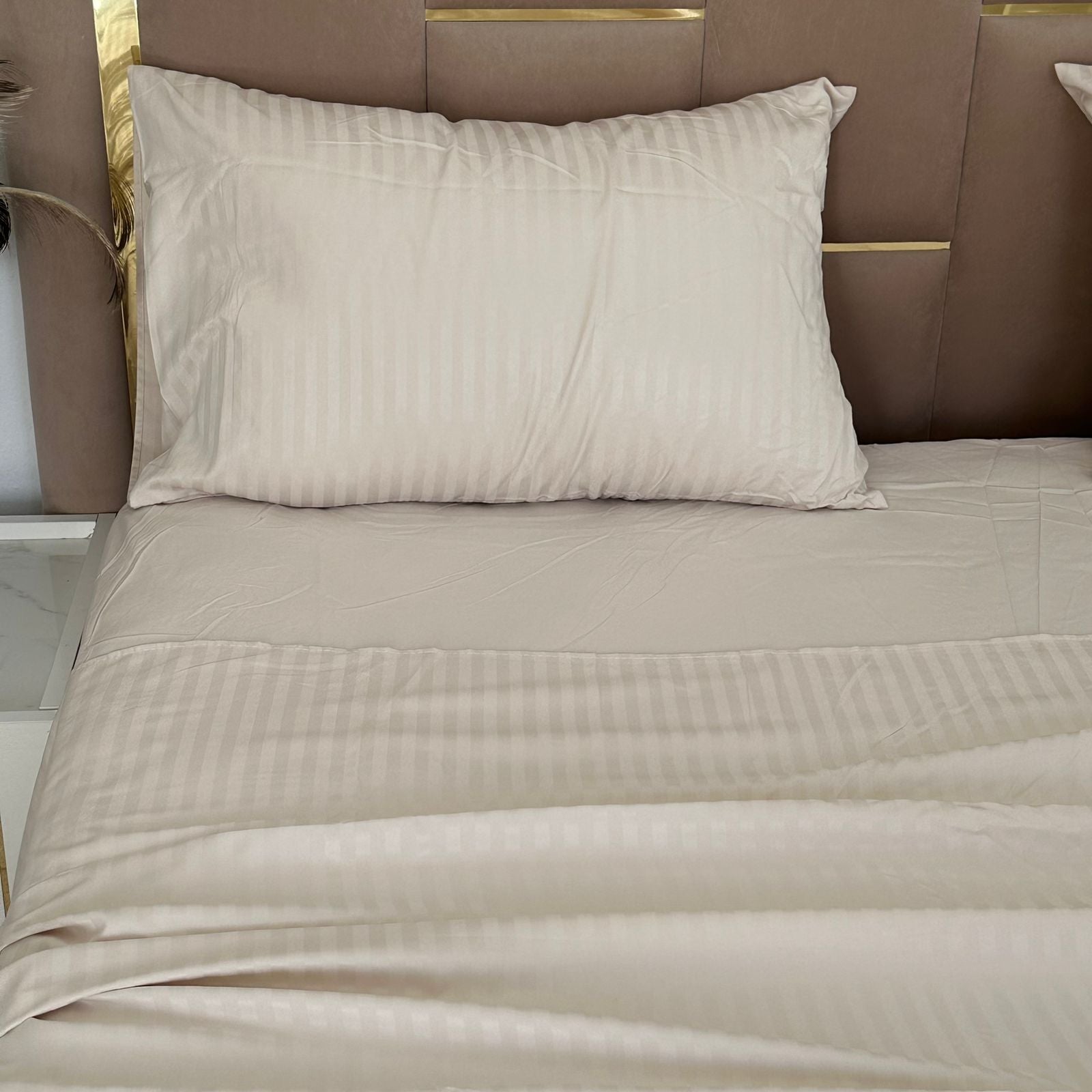 Parure de Lit 4 pièces en coton microfibre de qualité supérieure