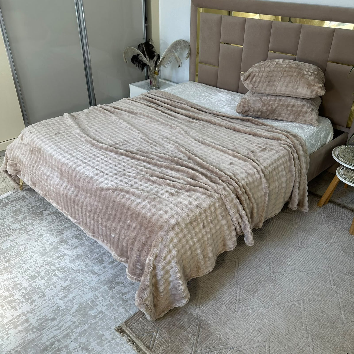 Plaid 2 places 230*250 cm En Polaire Douce Avec 2 taies d'oreillers