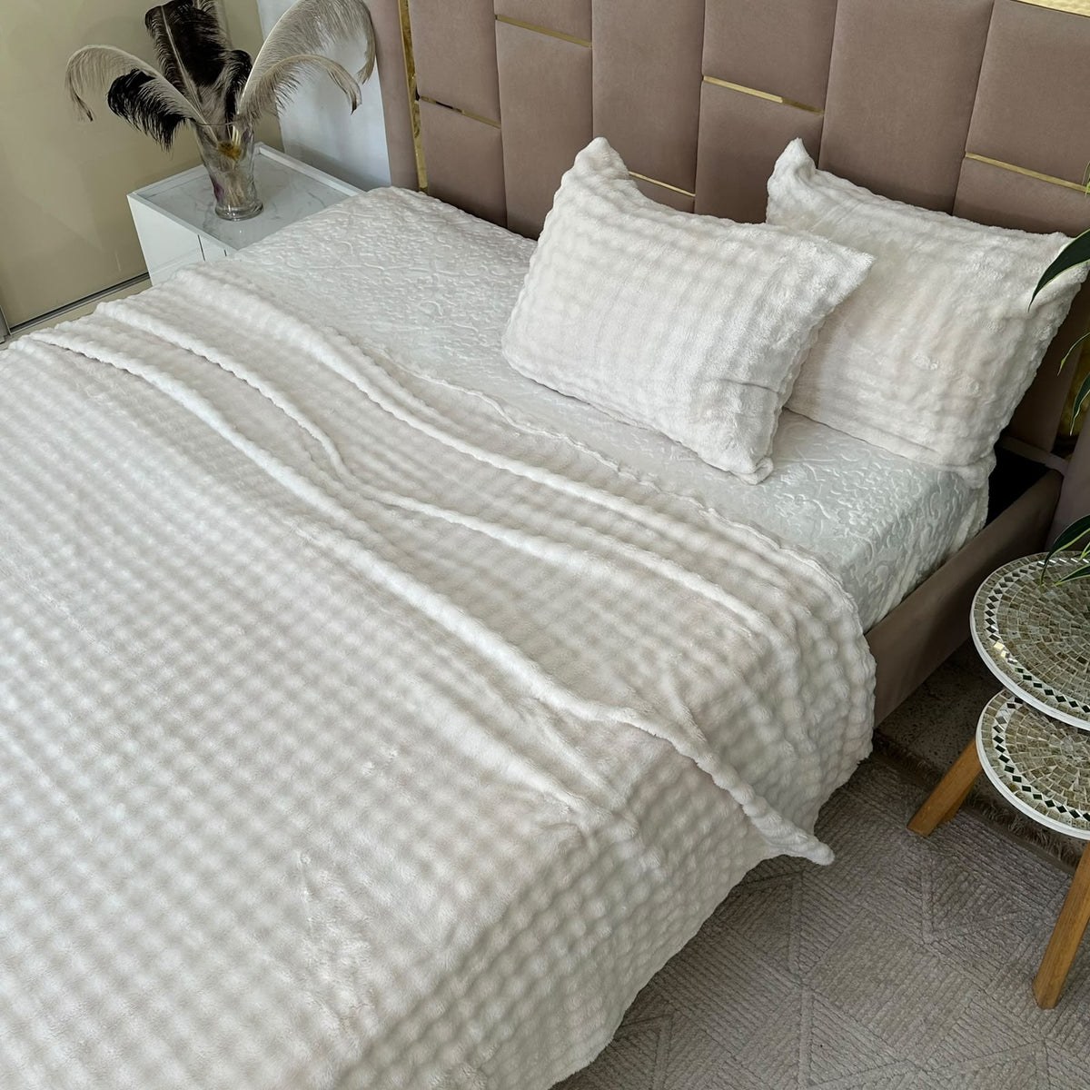 Plaid 2 places 230*250 cm En Polaire Douce Avec 2 taies d'oreillers