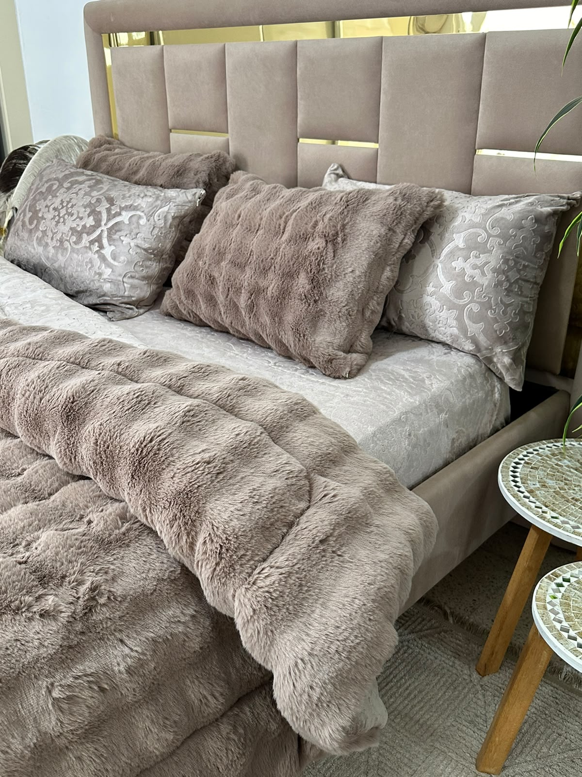 LUX -Ensemble Couette Double face en Fourrure Lapin   MOCA