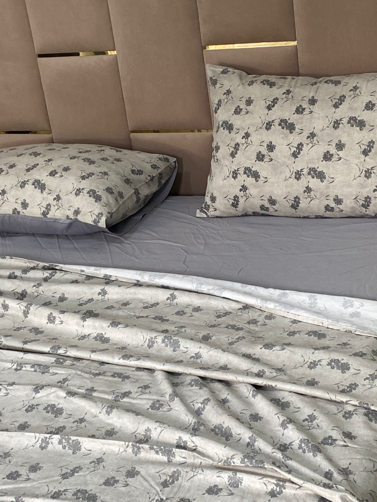 Parure de Lit 4 pièces en 100% Satin de coton