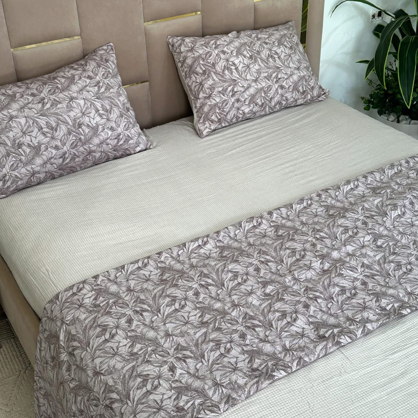 Parure de Lit 4 pièces en 100% Satin de coton