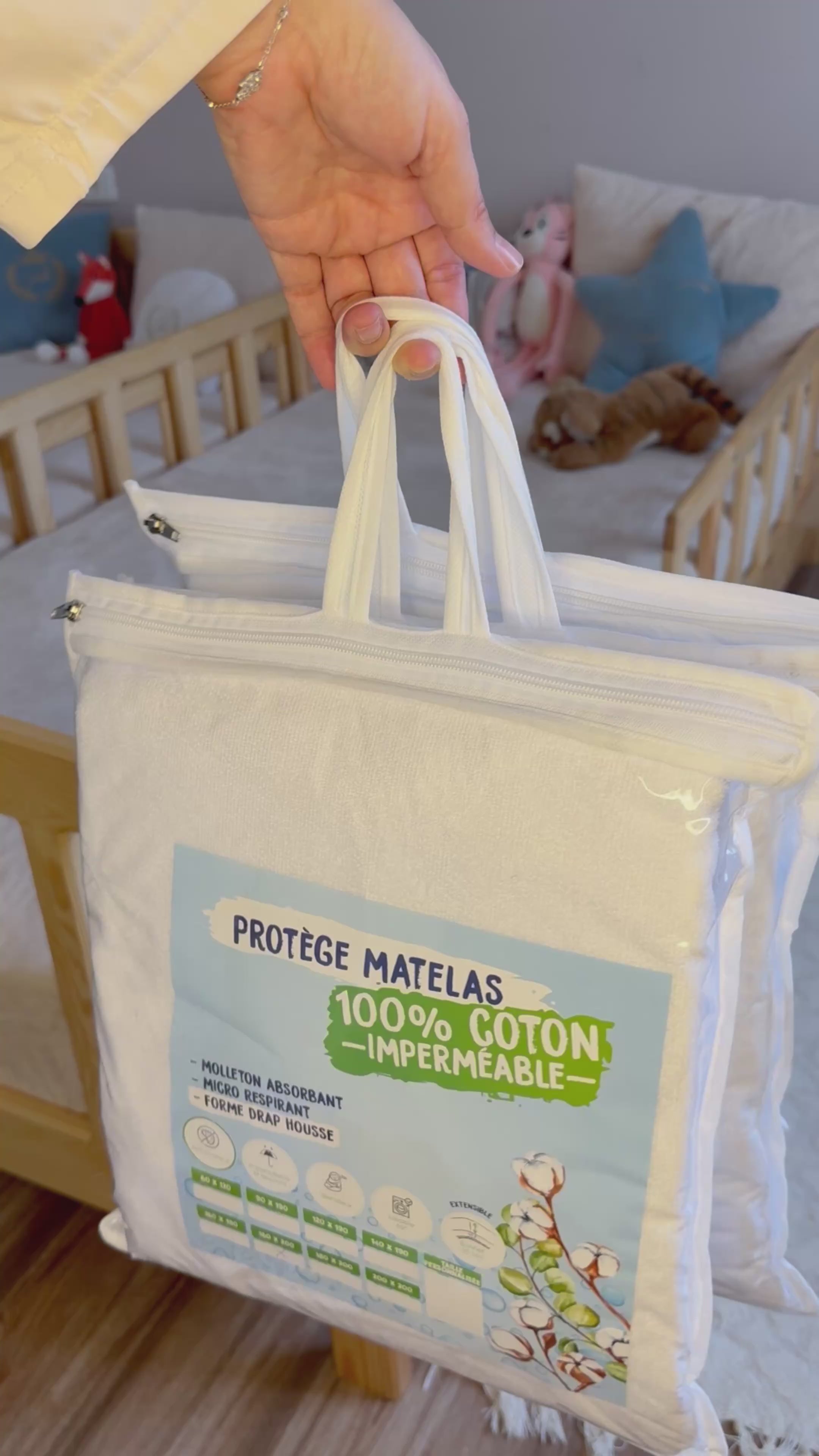 Charger la vidéo : Protège-matelas 100% coton  , absorbante et Imperméable